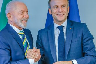 em-telefonema,-lula-e-macron-conversam-sobre-conselho-da-paz-de-trump